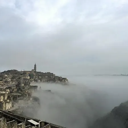 Ai Sassi Di Pietro 马泰拉